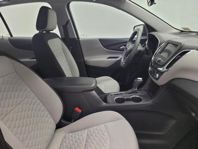 Photo of 2020 Midnight Blue Metallic Chevrolet Equinox
