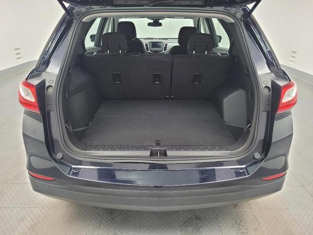 Photo of 2020 Midnight Blue Metallic Chevrolet Equinox