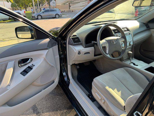 Photo of 2009 Black Toyota Camry