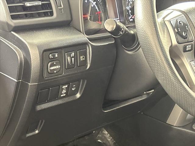 Photo of 2022 White Toyota 4Runner
