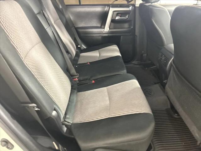 Photo of 2022 White Toyota 4Runner