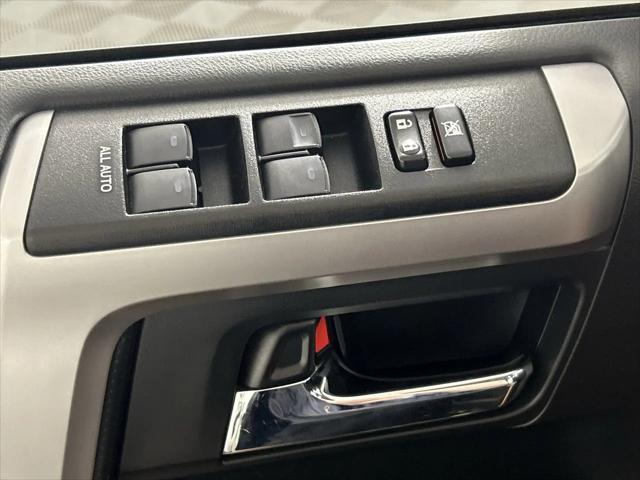 Photo of 2022 White Toyota 4Runner