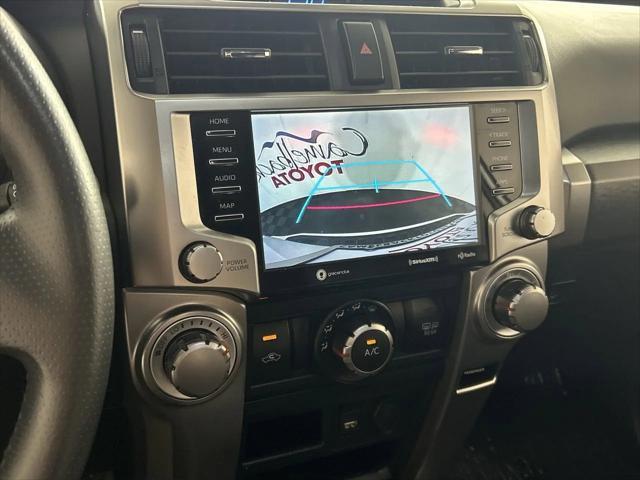 Photo of 2022 White Toyota 4Runner