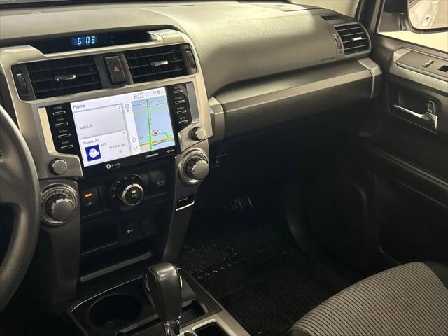 Photo of 2022 White Toyota 4Runner