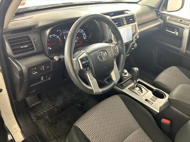 Photo of 2022 White Toyota 4Runner