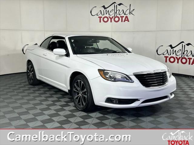 2011 Chrysler 200