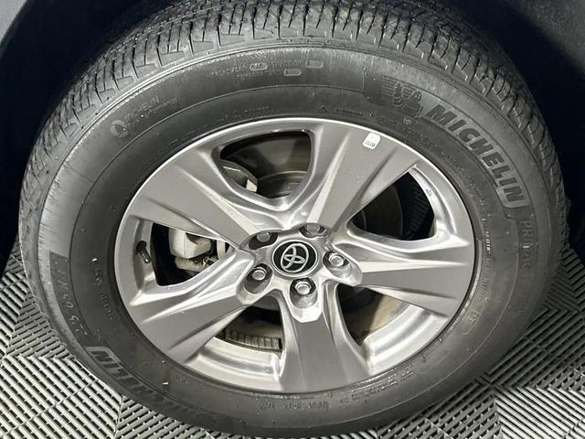Photo of 2022 Lunar Rock Toyota RAV4