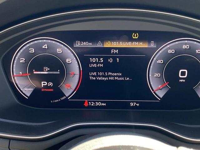Photo of 2020 Daytona Gray Pearl Effect Audi A4