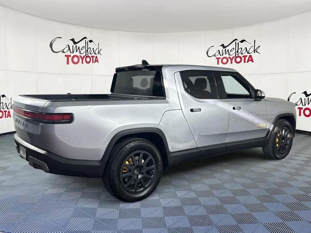 Photo of 2023 LA Silver Rivian R1T