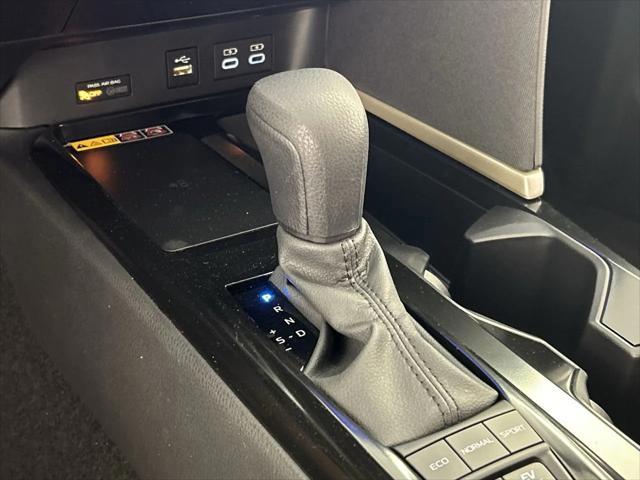 Photo of 2025 Celestial Silver Toyota Camry