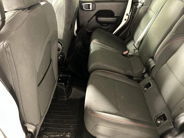 Photo of 2023 Bright White Jeep Gladiator