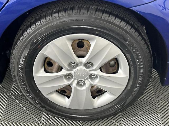 Photo of 2017 Deep Sea Blue Kia Forte