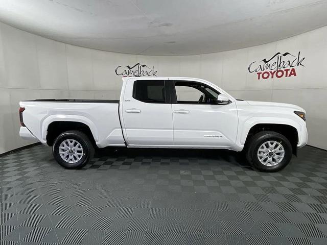 Photo of 2025 Ice Cap Toyota Tacoma