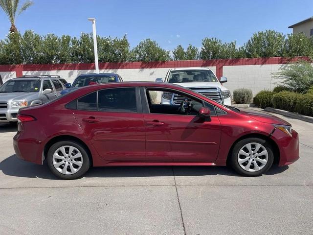 Photo of 2023 Ruby Flare Pearl Toyota Corolla