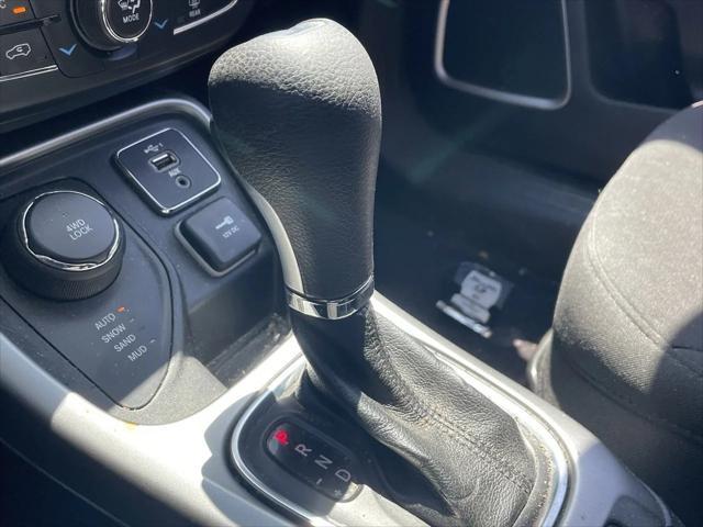 Photo of 2021 Velvet Red Pearlcoat Jeep Compass