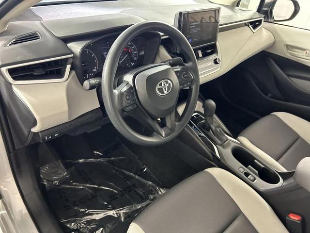 Photo of 2025 Classic Silver Toyota Corolla