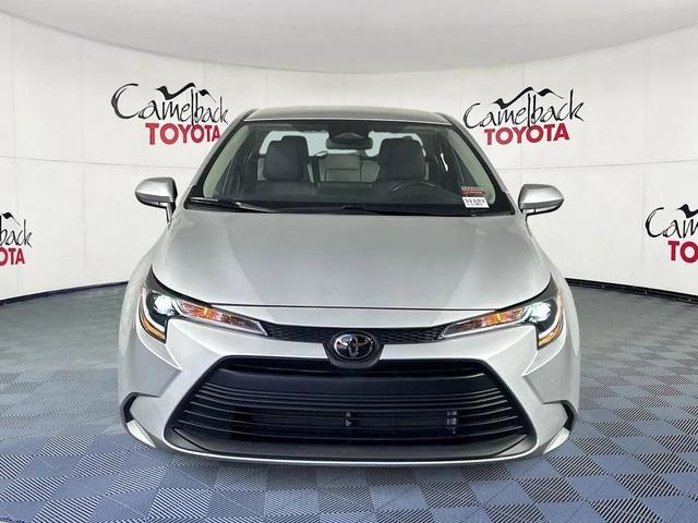 Photo of 2025 Classic Silver Toyota Corolla