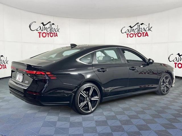 Photo of 2024 Crystal Black Pearl Honda Accord Hybrid