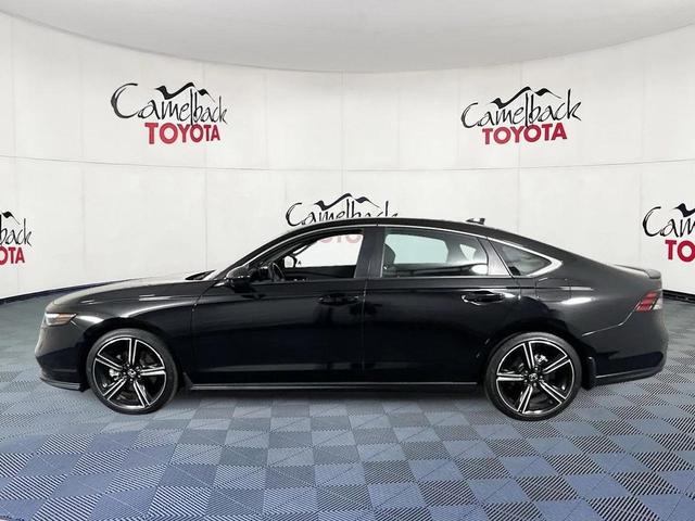 Photo of 2024 Crystal Black Pearl Honda Accord Hybrid