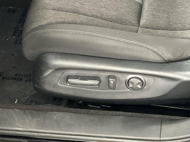 Photo of 2024 Crystal Black Pearl Honda Accord Hybrid