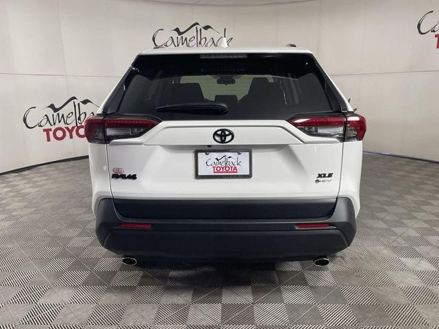 Photo of 2025 Ice Toyota RAV4 Hybrid