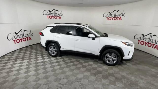 Photo of 2025 Ice Toyota RAV4 Hybrid