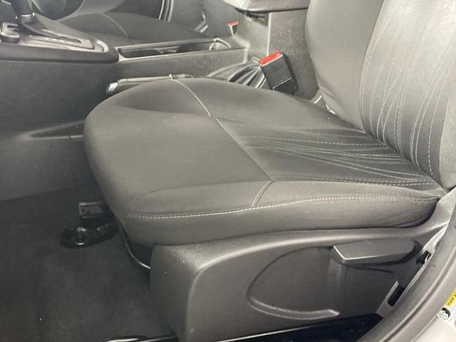 Photo of 2015 Ingot Silver Ford Focus