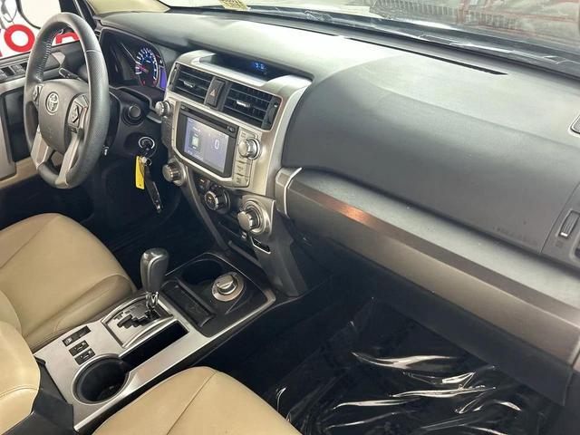 Photo of 2019 Midnight Black Toyota 4Runner