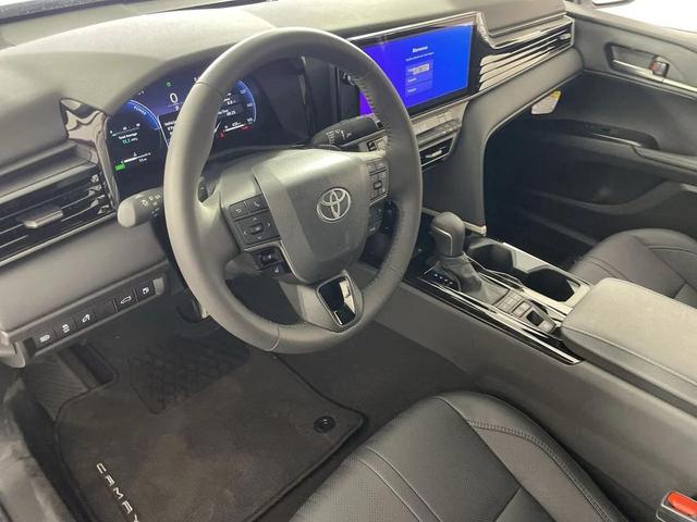 Photo of 2025 Wind Chill Pearl Toyota Camry