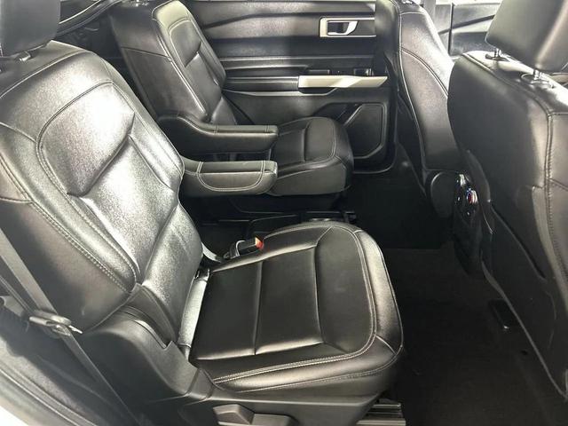 Photo of 2021 Star White Metallic Tri-Coat Ford Explorer