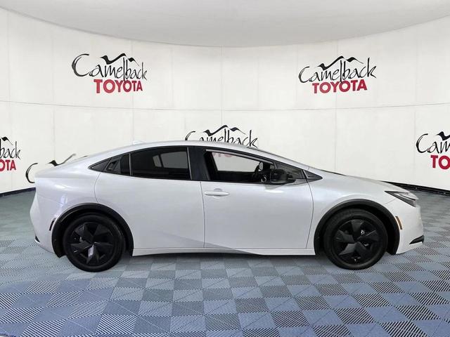 Photo of 2025 Wind Chill Pearl Toyota Prius