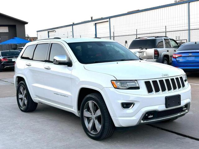 Photo of 2014 Bright White Clearcoat Jeep Grand Cherokee