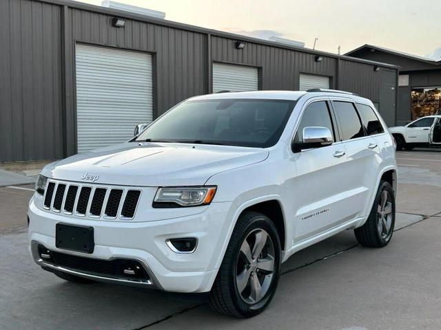Photo of 2014 Bright White Clearcoat Jeep Grand Cherokee