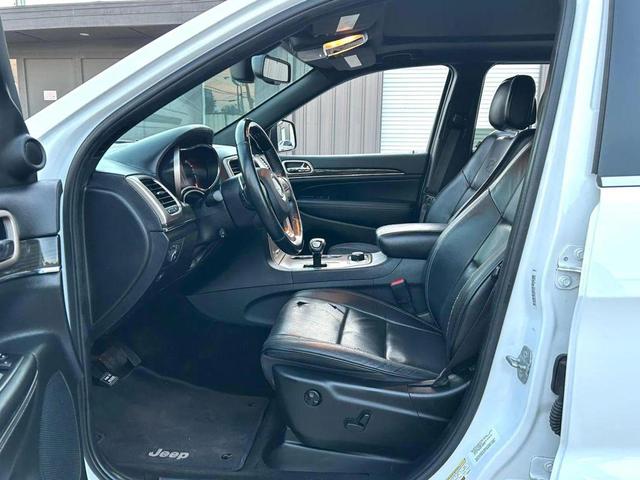 Photo of 2014 Bright White Clearcoat Jeep Grand Cherokee