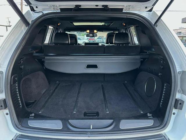 Photo of 2014 Bright White Clearcoat Jeep Grand Cherokee