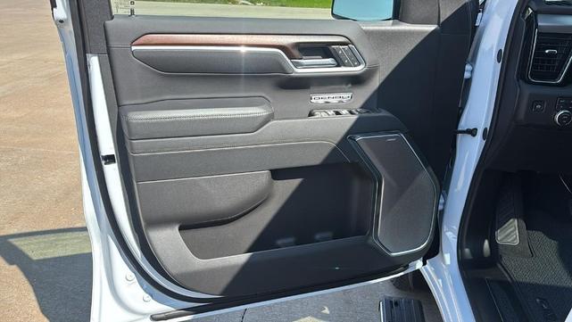 Photo of 2026 Glacier White GMC Sierra 1500