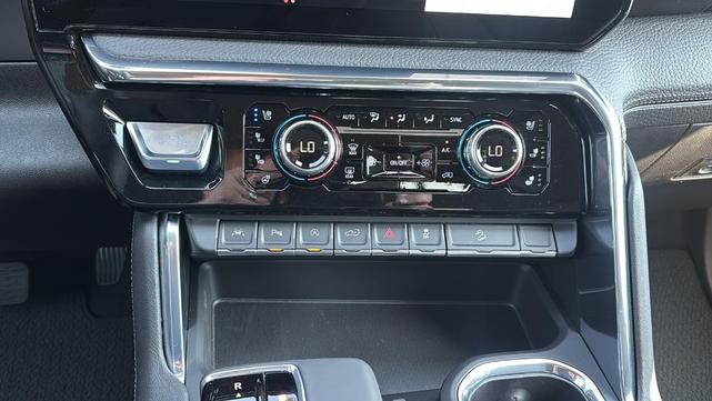 Photo of 2026 Glacier White GMC Sierra 1500