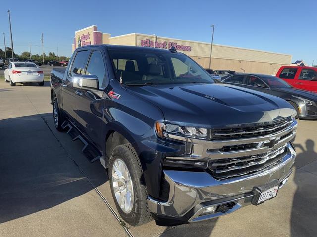 Photo of 2019 Northsky Blue Metallic Chevrolet Silverado 1500