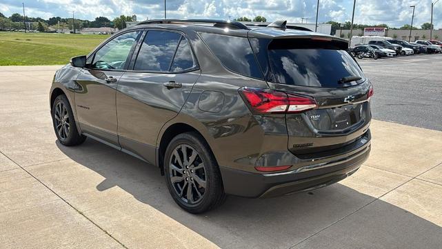 Photo of 2023 Harvest Gold / Bronze Chevrolet Equinox