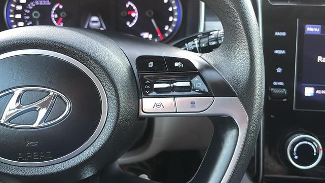 Photo of 2022 Quartz White Hyundai TUCSON