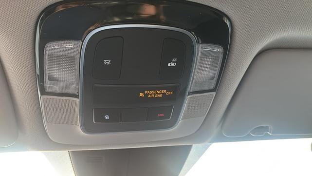 Photo of 2022 Quartz White Hyundai TUCSON