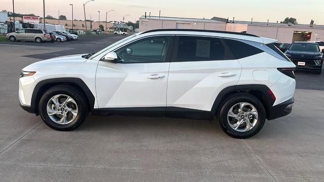 Photo of 2022 Quartz White Hyundai TUCSON