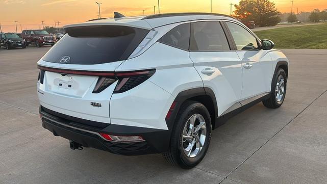 Photo of 2022 Quartz White Hyundai TUCSON