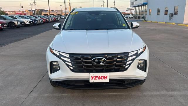 Photo of 2022 Quartz White Hyundai TUCSON
