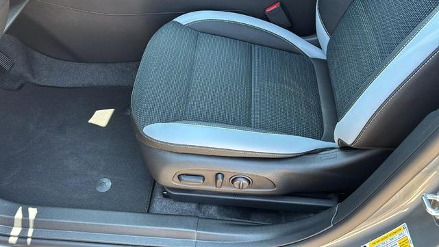 Photo of 2025 Moonstone Gray Metallic Buick Envista