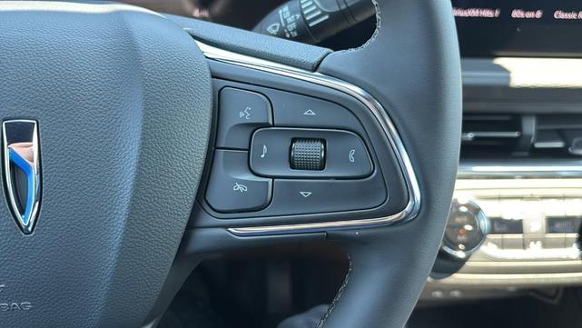 Photo of 2025 Moonstone Gray Metallic Buick Envista