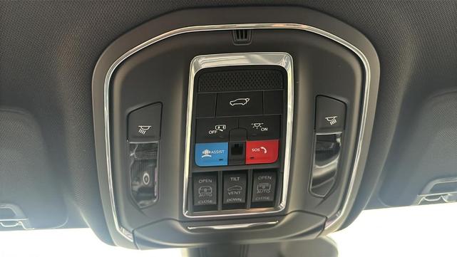 Photo of 2025 Baltic Gray Jeep Grand Cherokee L