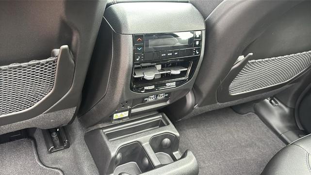 Photo of 2025 Baltic Gray Jeep Grand Cherokee L