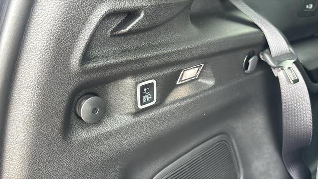 Photo of 2025 Baltic Gray Jeep Grand Cherokee L