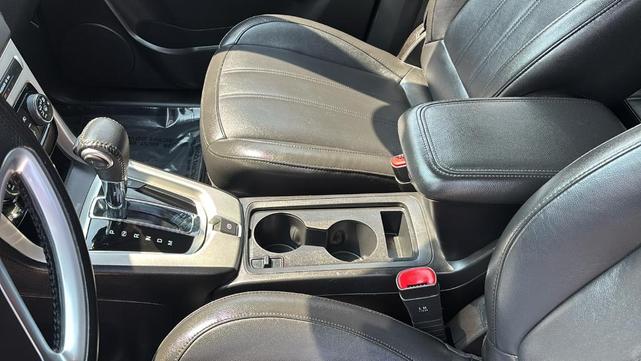 Photo of 2012 Arctic Ice Chevrolet Captiva Sport